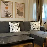 Άνετο Και Πολυτελές Οροφοδιαμέρισμα 2